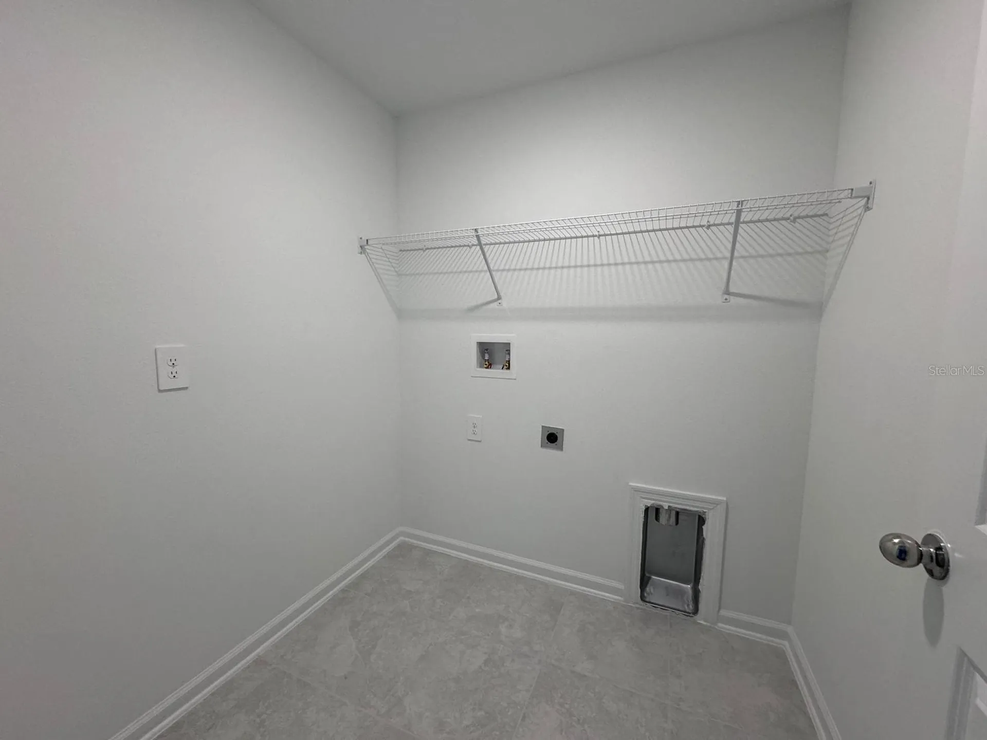 1033 Waterfall Boulevard Davenport FL 33837