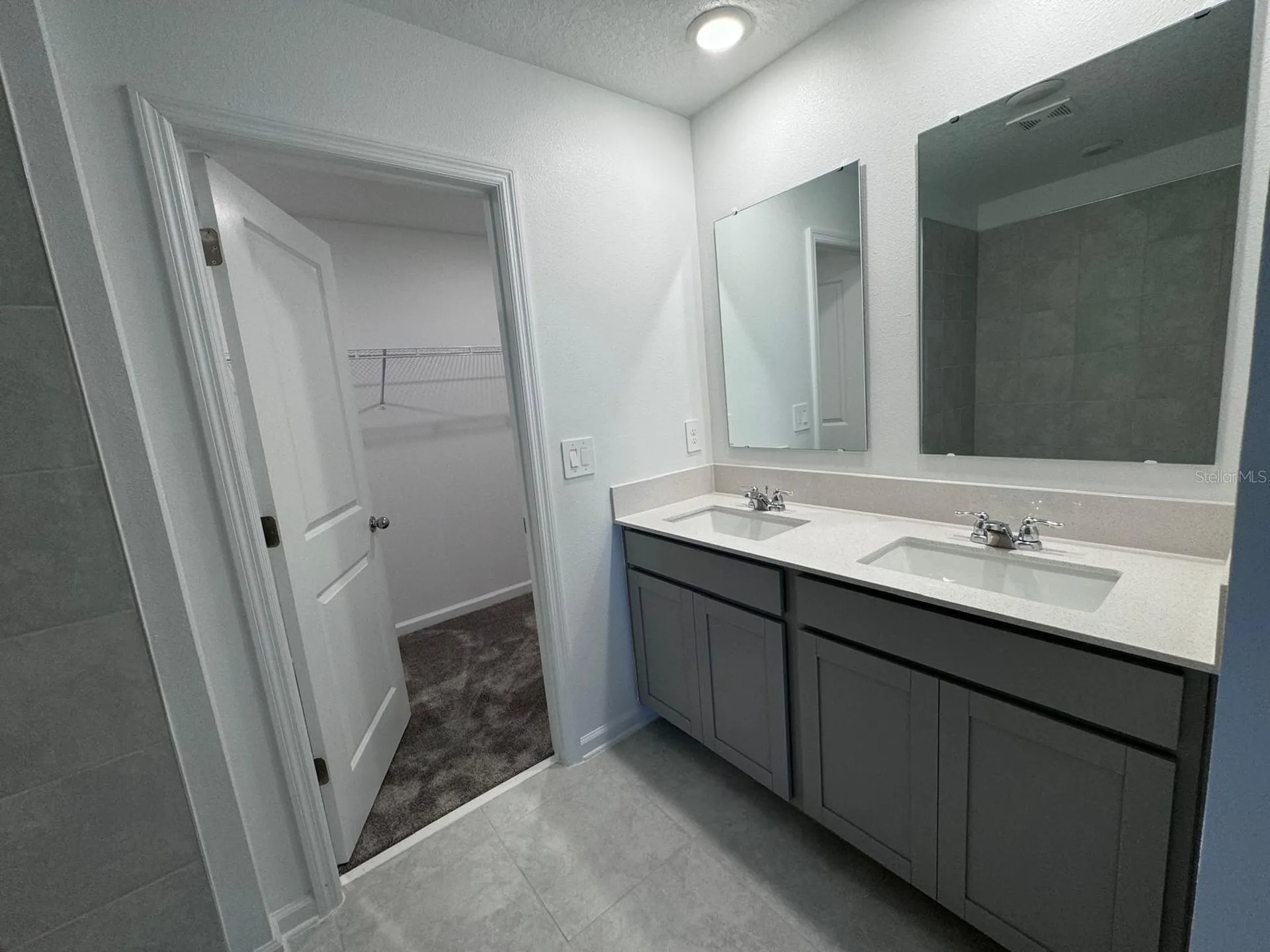 1033 Waterfall Boulevard Davenport FL 33837