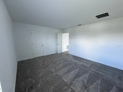 1033 Waterfall Boulevard Davenport FL 33837