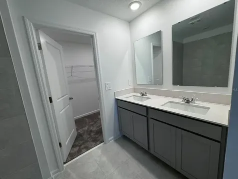 1033 Waterfall Boulevard Davenport FL 33837
