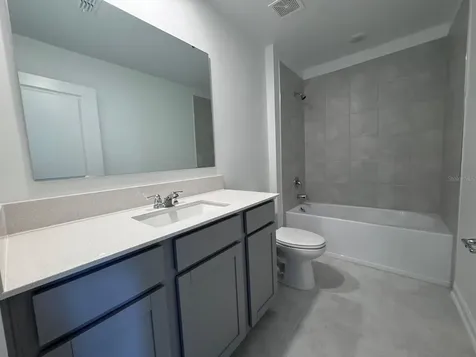 1033 Waterfall Boulevard Davenport FL 33837
