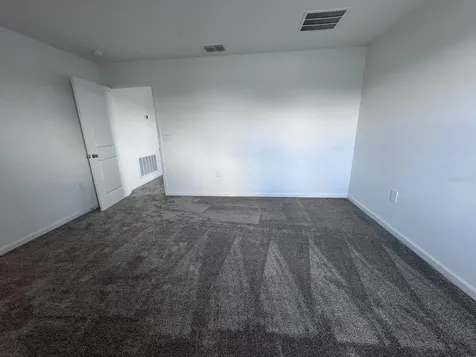 1033 Waterfall Boulevard Davenport FL 33837