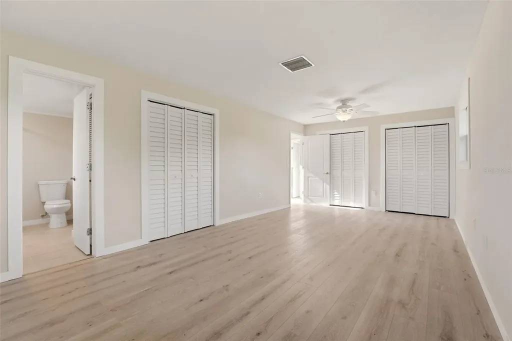 2180 W Dolphin Drive Englewood FL 34223