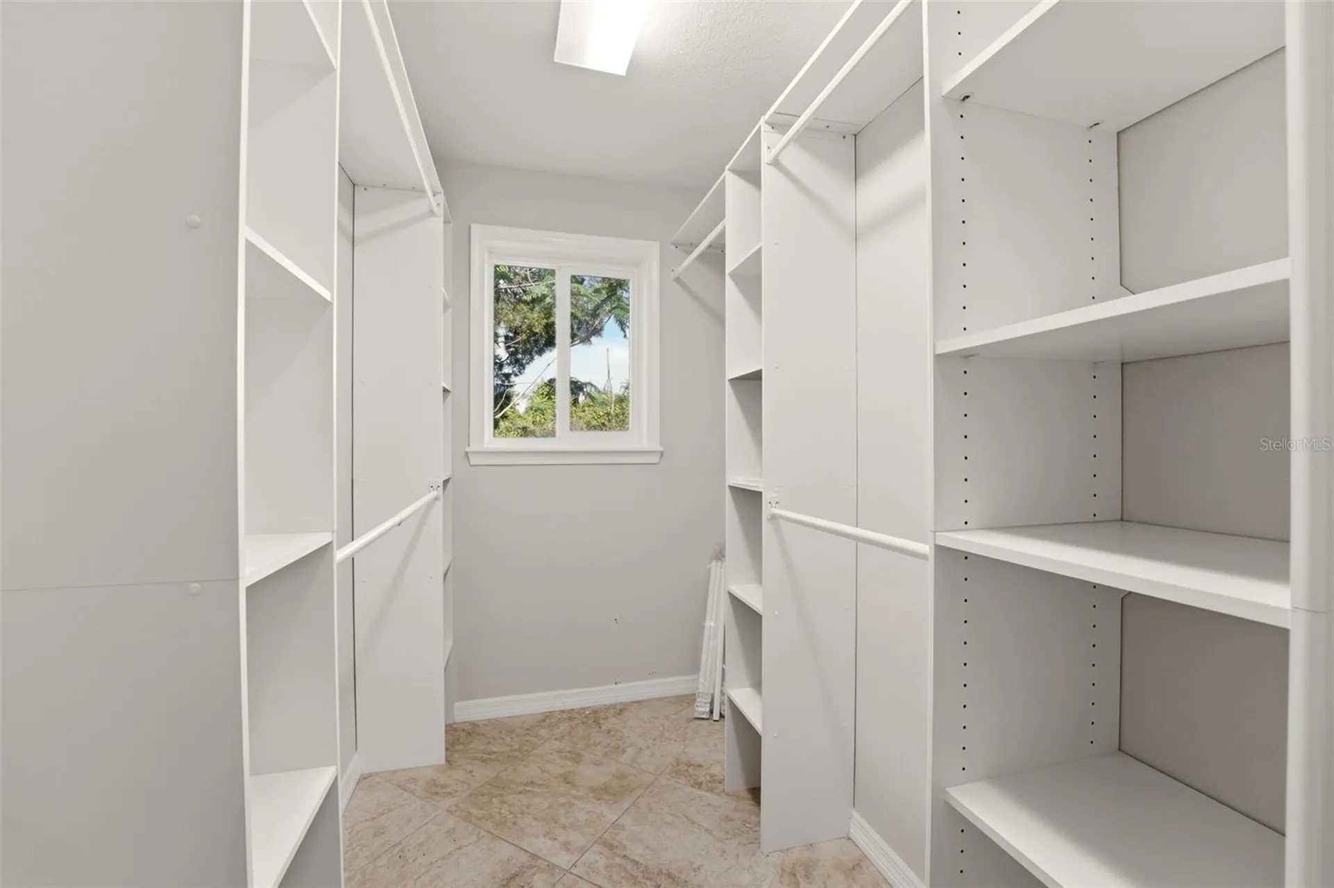 2180 W Dolphin Drive Englewood FL 34223