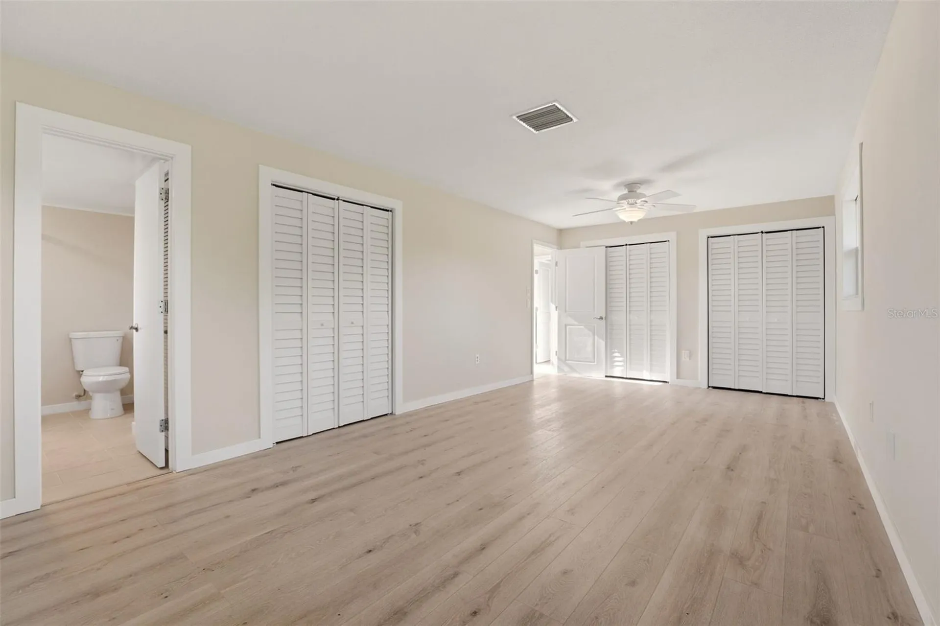 2180 W Dolphin Drive Englewood FL 34223
