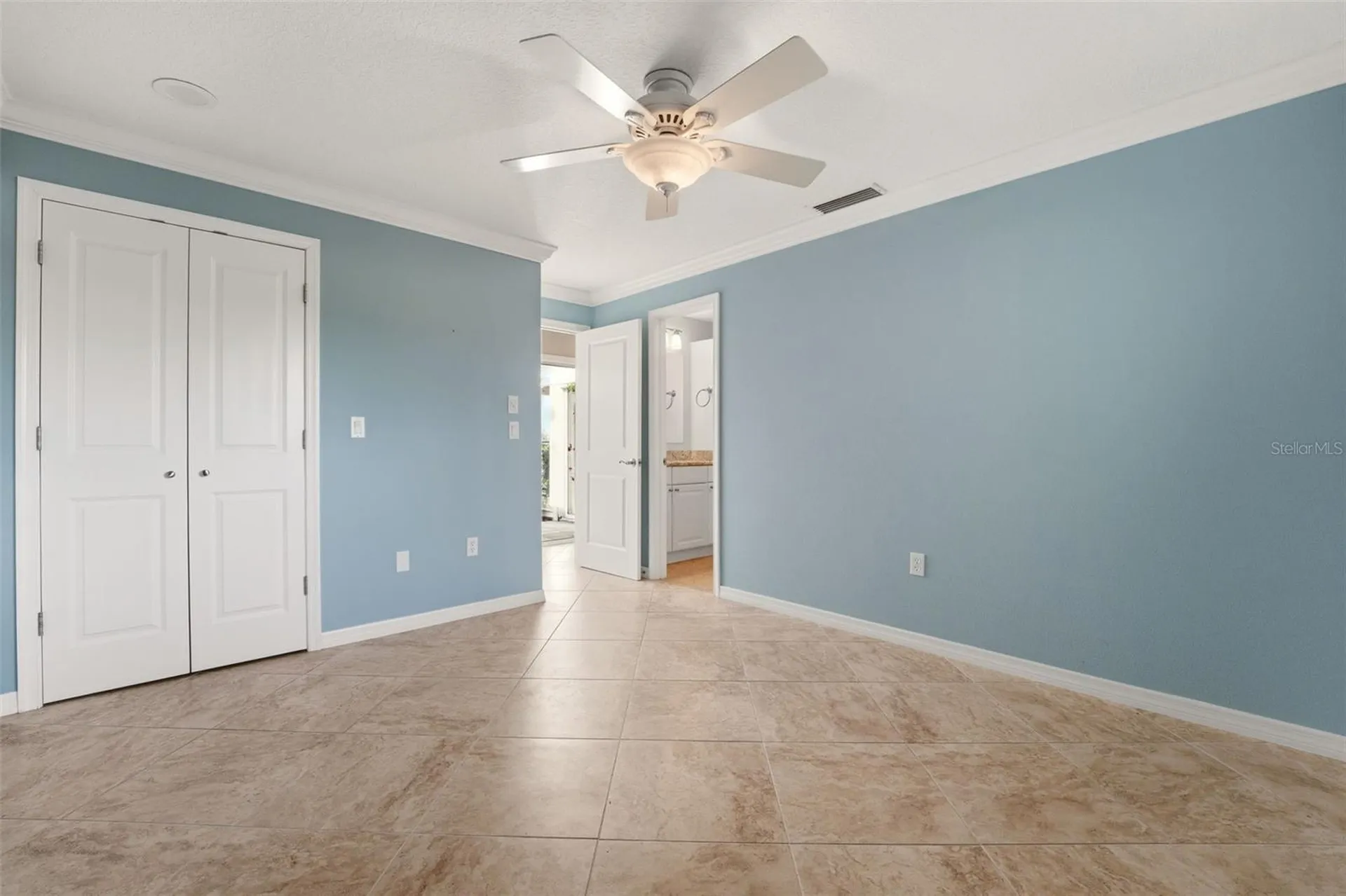 2180 W Dolphin Drive Englewood FL 34223