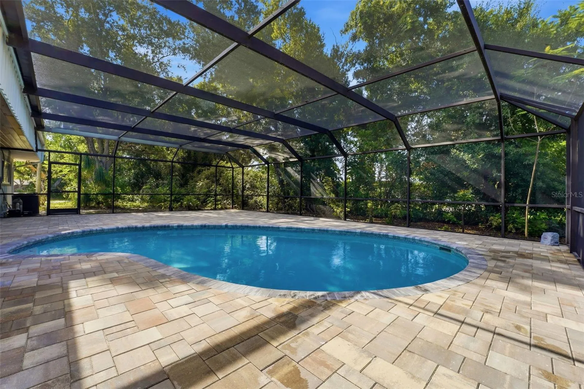 2180 W Dolphin Drive Englewood FL 34223