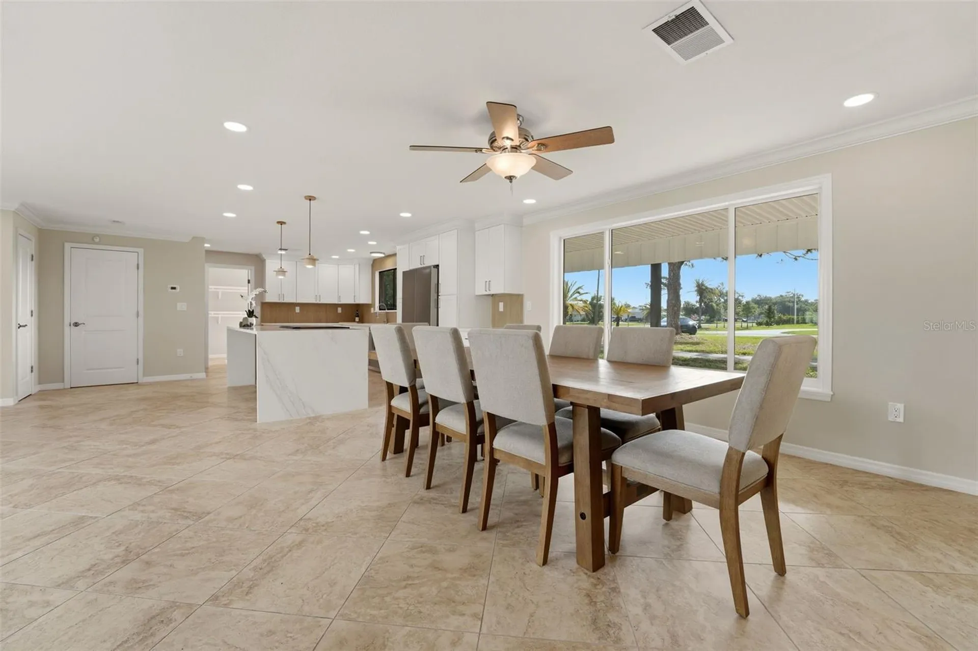 2180 W Dolphin Drive Englewood FL 34223