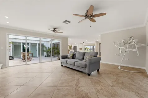 2180 W Dolphin Drive Englewood FL 34223