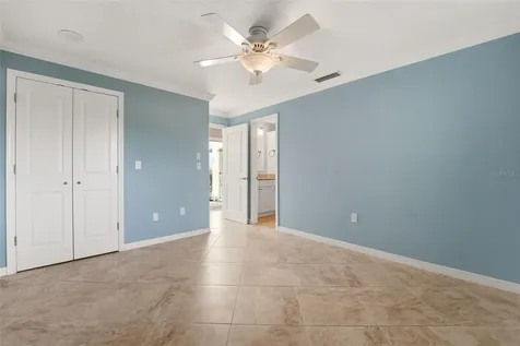 2180 W Dolphin Drive Englewood FL 34223