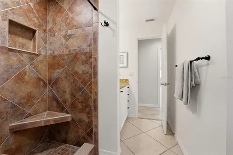 2180 W Dolphin Drive Englewood FL 34223