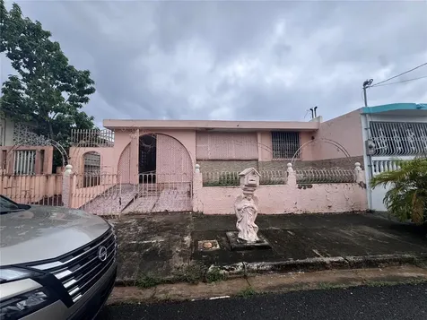 1006 Rodrigo Triana Mayaguez PR 00680