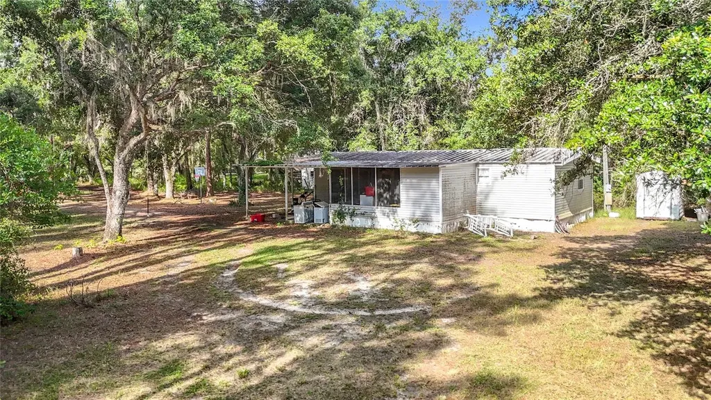 38625 County Line Road Zephyrhills FL 33540
