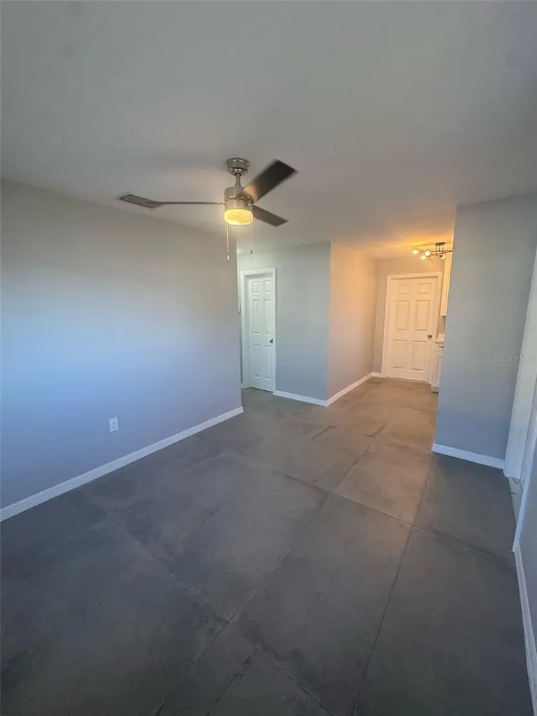 342 51st Avenue N St Petersburg FL 33703