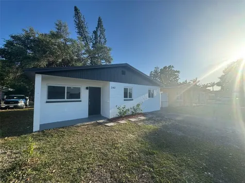 342 51st Avenue N St Petersburg FL 33703