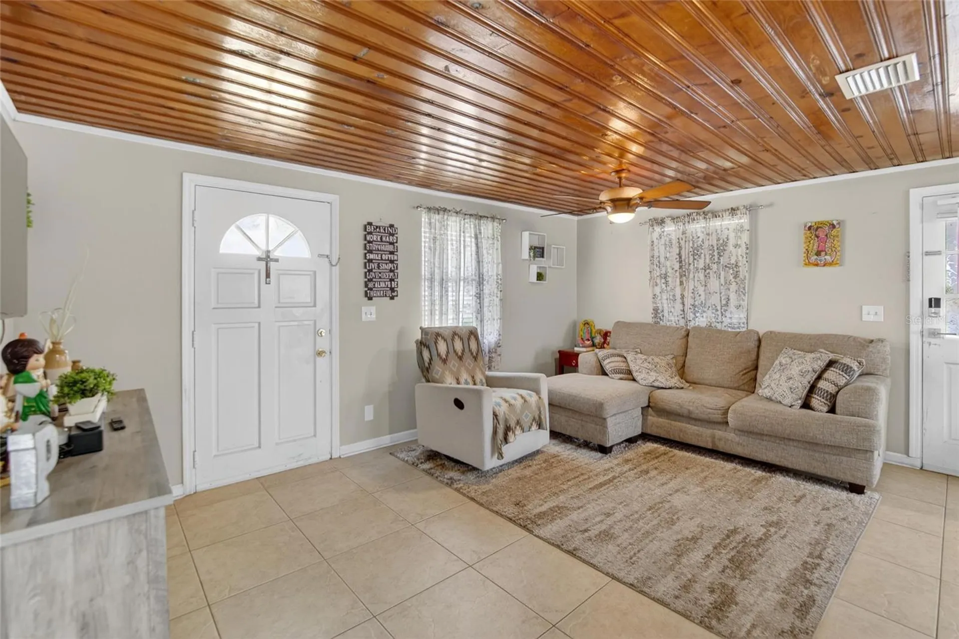 304 4th Avenue NW Ruskin FL 33570