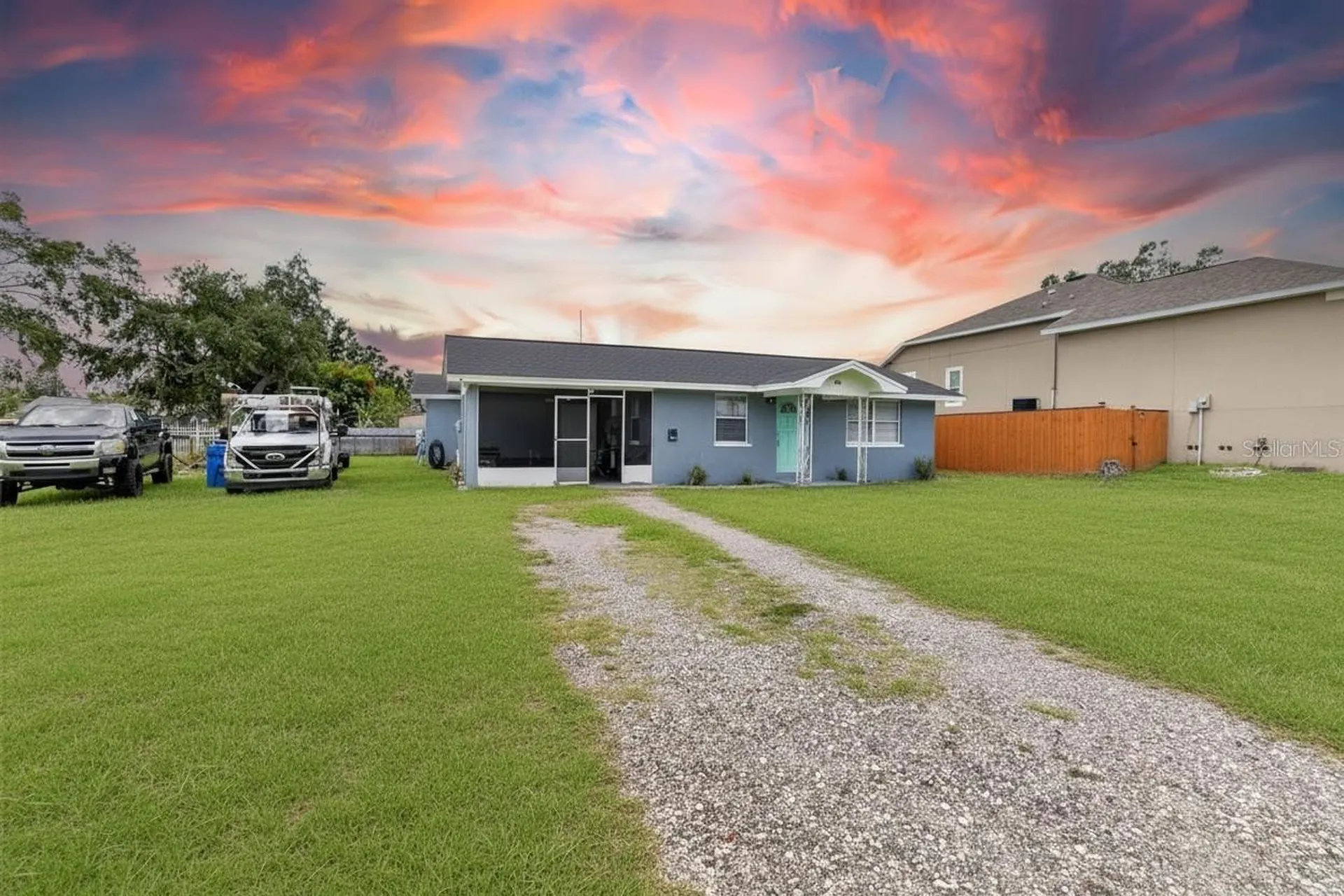 304 4th Avenue NW Ruskin FL 33570