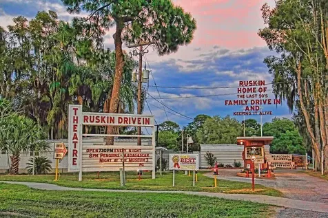 304 4th Avenue NW Ruskin FL 33570