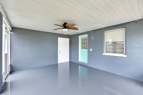 304 4th Avenue NW Ruskin FL 33570