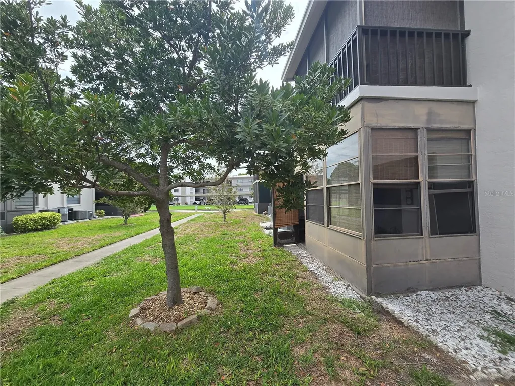 5967 Terrace Park Drive N St Petersburg FL 33709