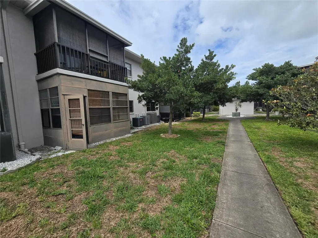 5967 Terrace Park Drive N St Petersburg FL 33709