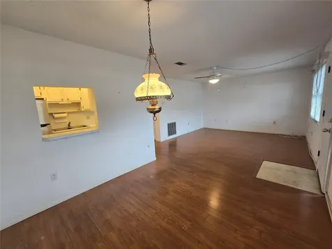 5967 Terrace Park Drive N St Petersburg FL 33709