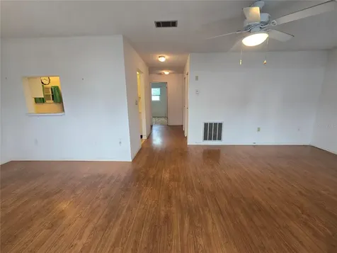 5967 Terrace Park Drive N St Petersburg FL 33709
