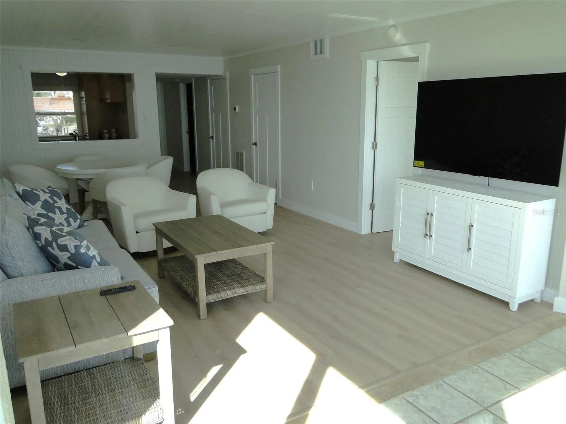 1814 Mariner Drive Tarpon Springs FL 34689