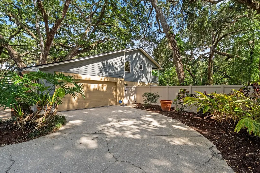 2503 High Oaks Lane Lutz FL 33559