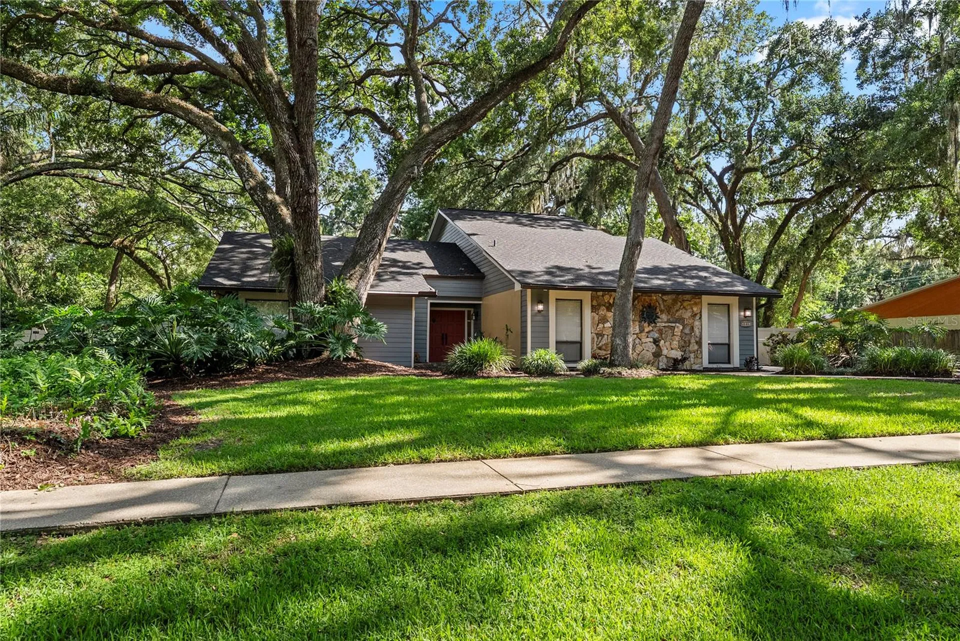 2503 High Oaks Lane Lutz FL 33559