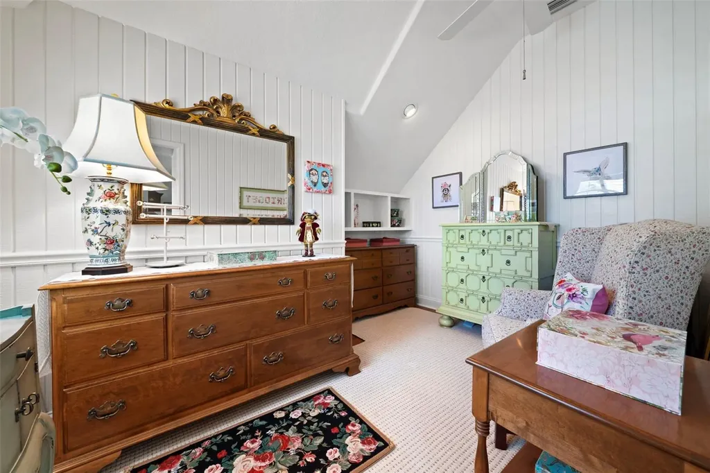 8152 Longbay Boulevard Sarasota FL 34243