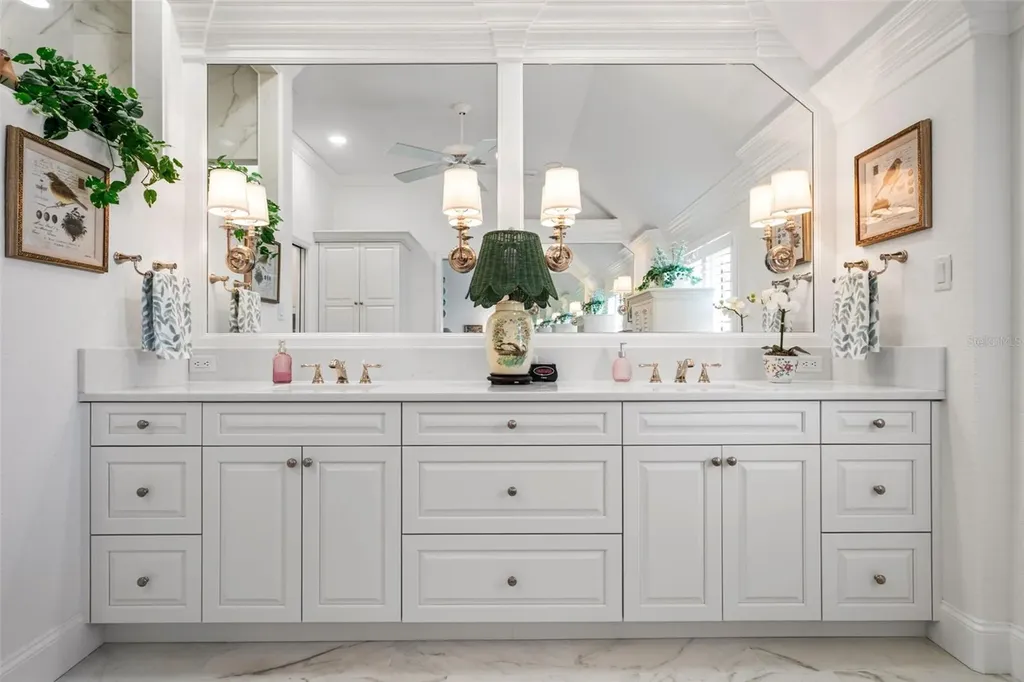 8152 Longbay Boulevard Sarasota FL 34243