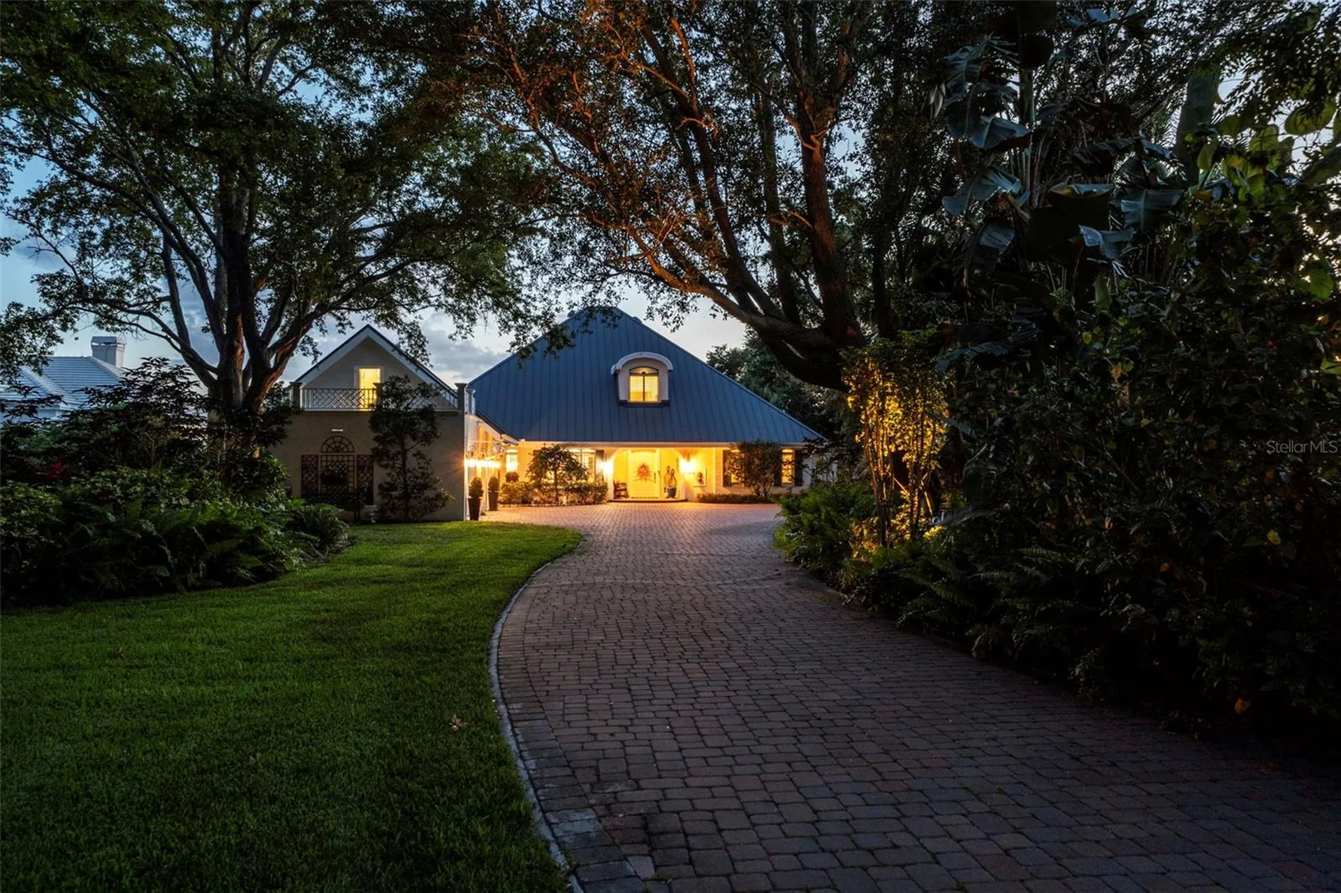 8152 Longbay Boulevard Sarasota FL 34243