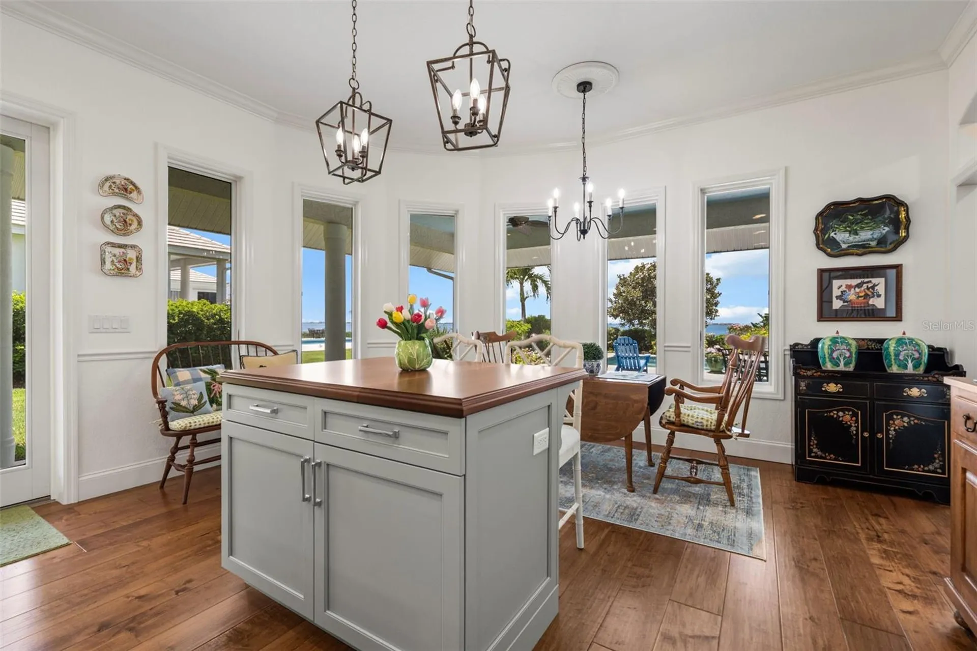 8152 Longbay Boulevard Sarasota FL 34243