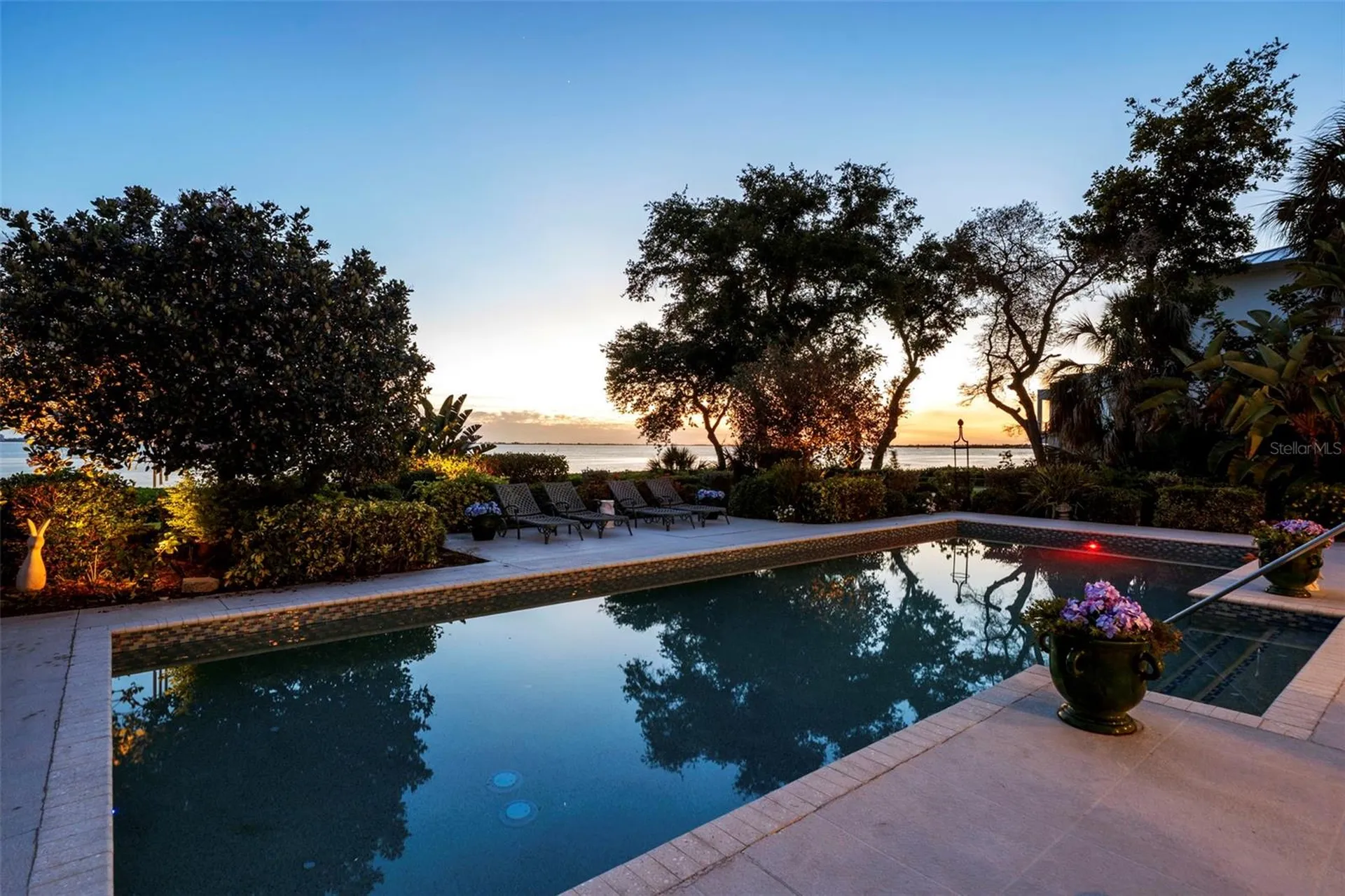 8152 Longbay Boulevard Sarasota FL 34243