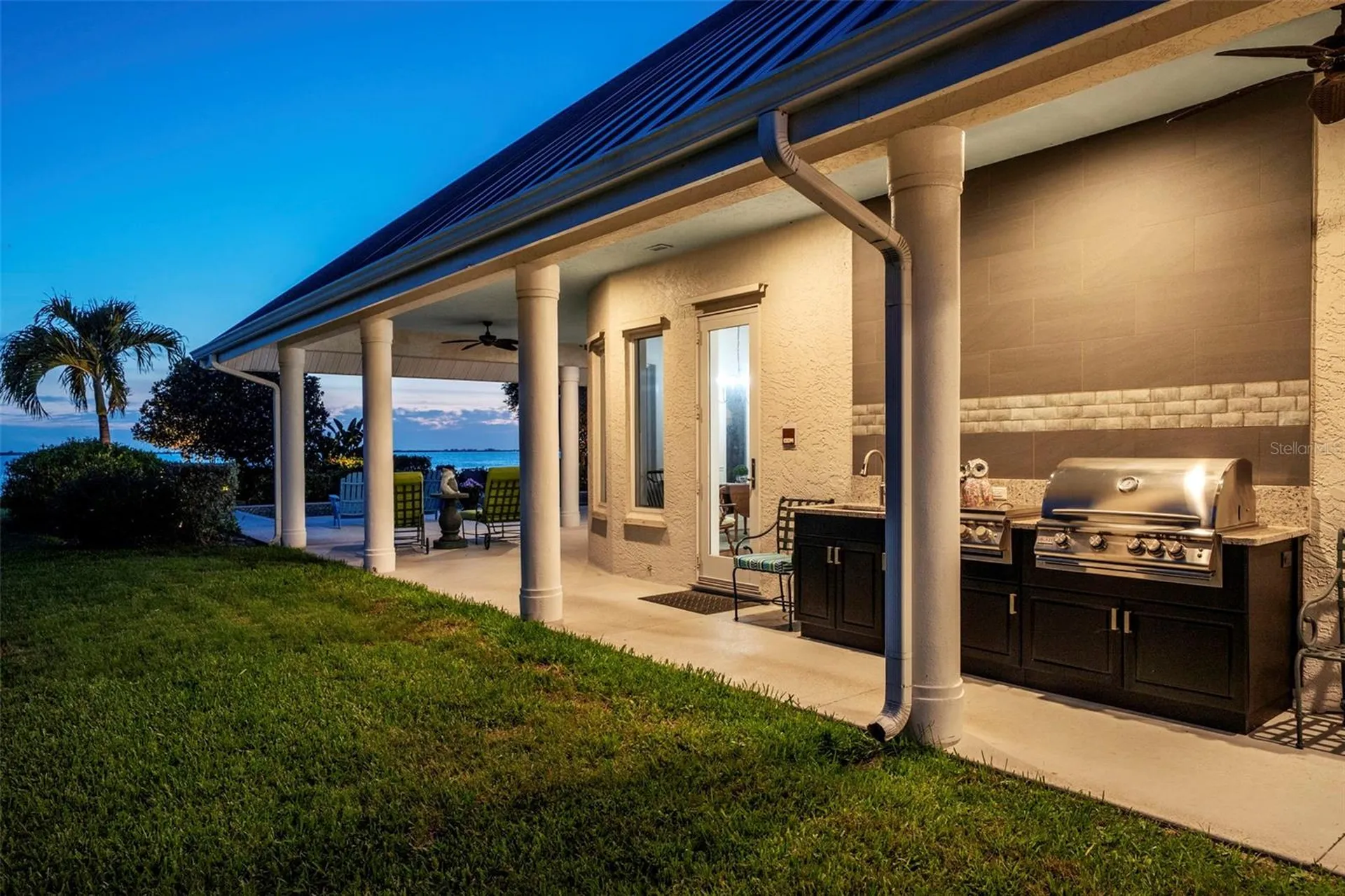 8152 Longbay Boulevard Sarasota FL 34243
