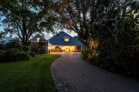 8152 Longbay Boulevard Sarasota FL 34243
