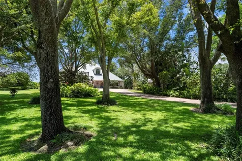 8152 Longbay Boulevard Sarasota FL 34243