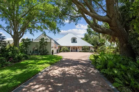 8152 Longbay Boulevard Sarasota FL 34243