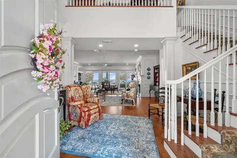 8152 Longbay Boulevard Sarasota FL 34243