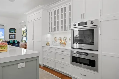8152 Longbay Boulevard Sarasota FL 34243