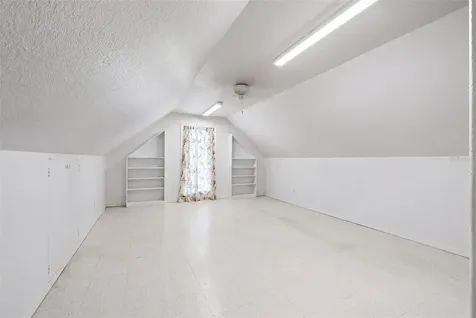 8152 Longbay Boulevard Sarasota FL 34243