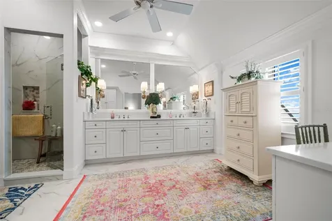 8152 Longbay Boulevard Sarasota FL 34243