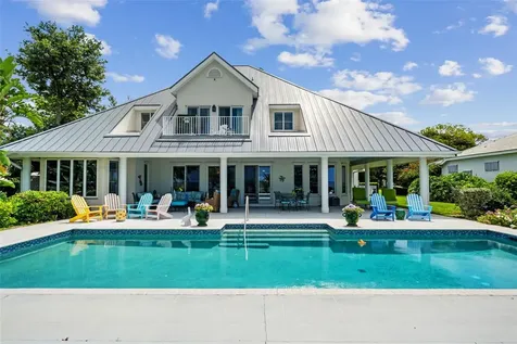 8152 Longbay Boulevard Sarasota FL 34243