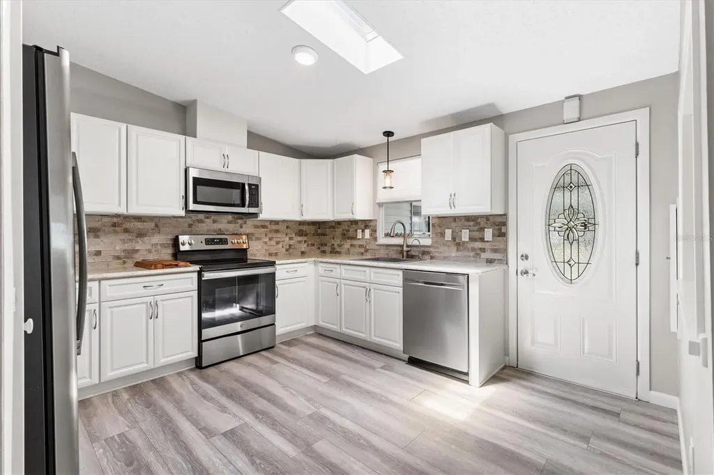 1555 Hillcrest Drive The Villages FL 32159
