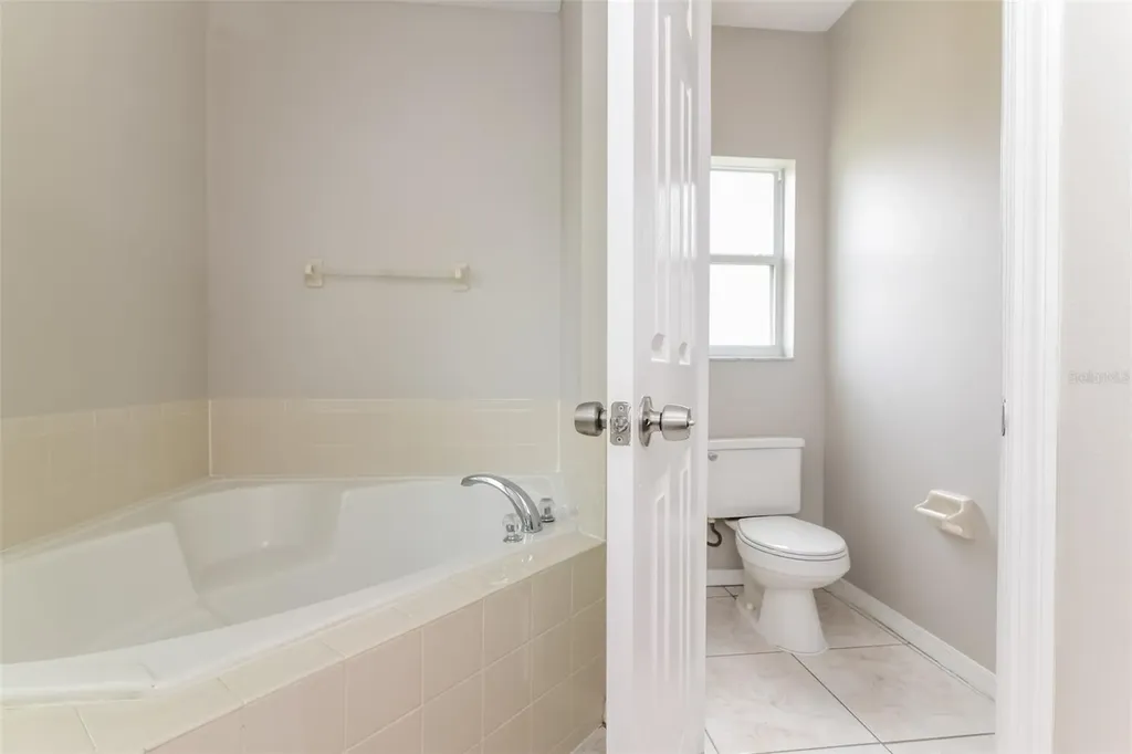 232 Cobalt Drive Kissimmee FL 34758