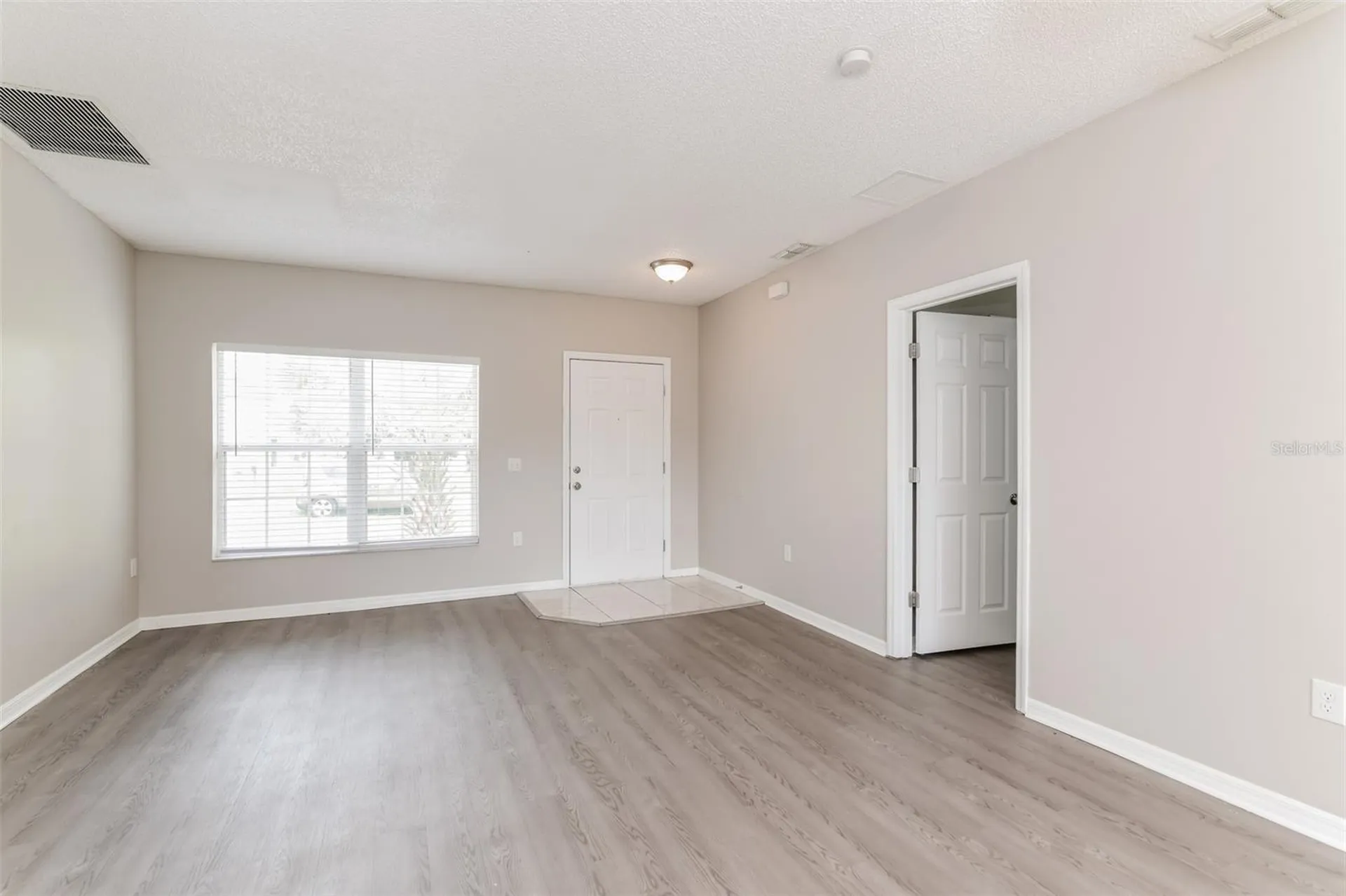 232 Cobalt Drive Kissimmee FL 34758