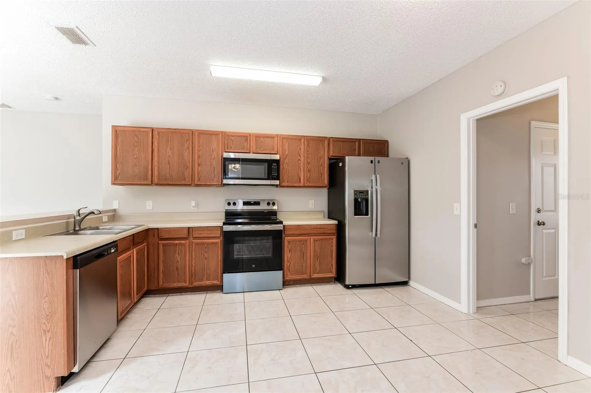 232 Cobalt Drive Kissimmee FL 34758