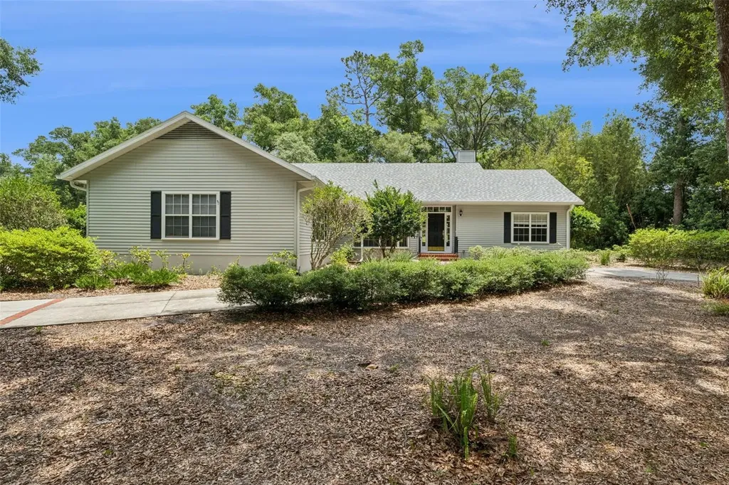 317 Crooked Tree Trail Deland FL 32724