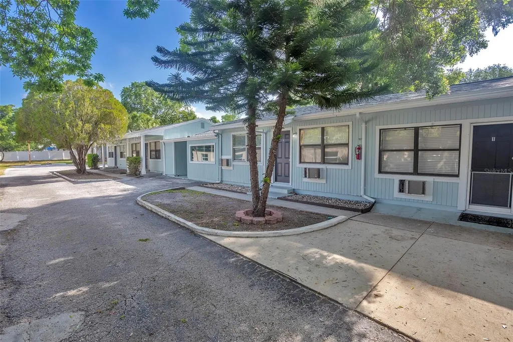 1102 Sunset Point Road Clearwater FL 33755